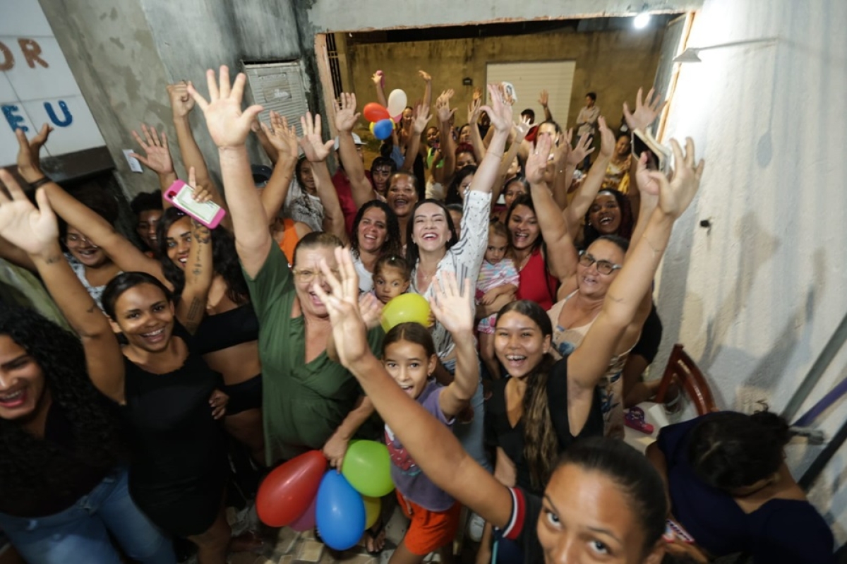 Danielle Garcia visita o 17 de Março e o Japãozinho - Foto: Márcio Dantas
