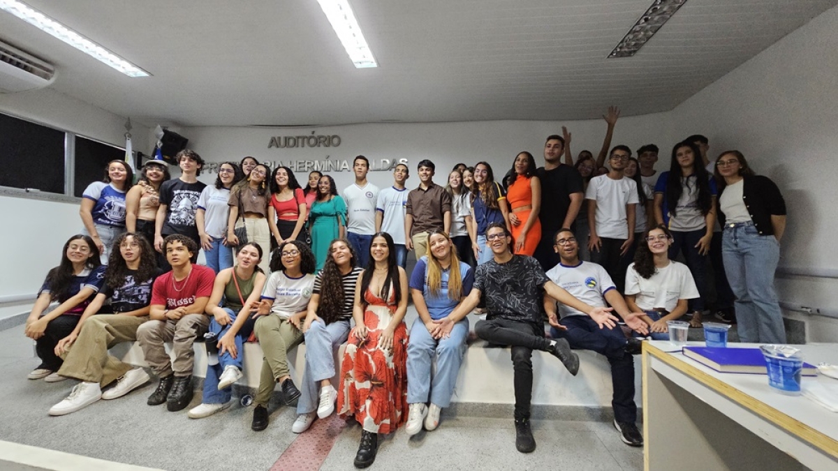 Os primeiros estudantes selecionados para participarem do programa "Sergipe no Mundo" - Foto: Arquivo/Seduc