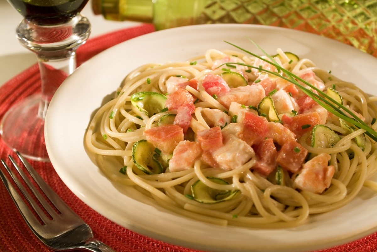 Espaguete com Peixe e Abobrinha - Foto: Divulgação/Marca Estrela
