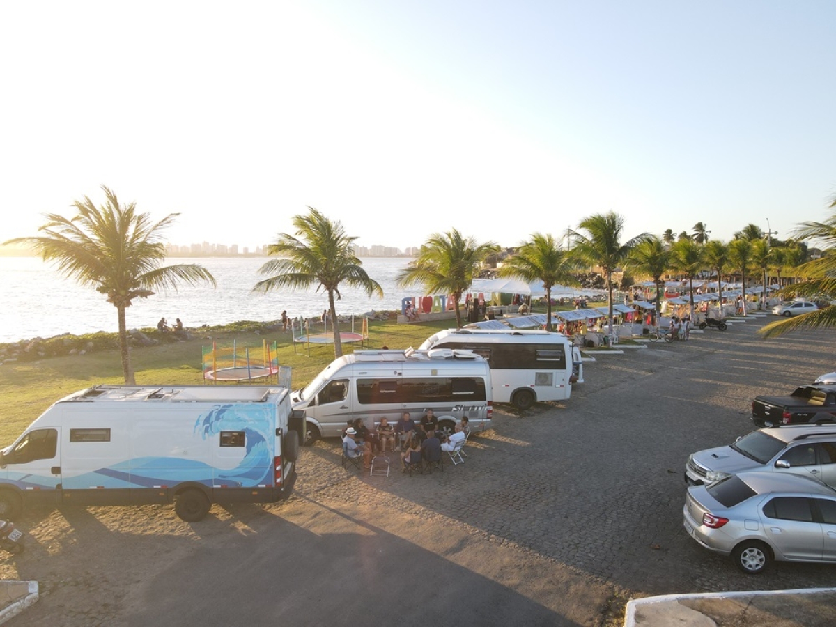 Edição especial da Feirinha e Pôr do Sol da Atalaia Nova terá participação de dezenas de motorhomes - Foto: Secretaria Municipal de Comunicação Social 
