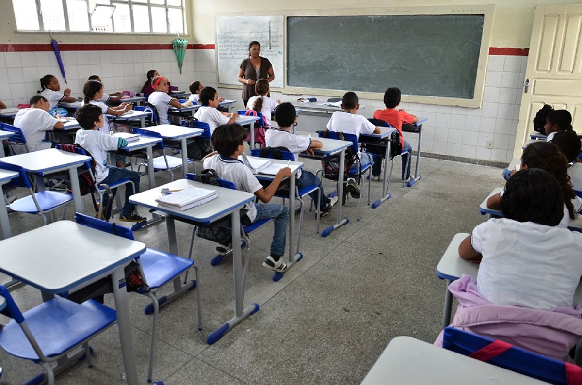 Foram nomeados 242 profissionais de vrias reas, dentre elas Educao Fsica, Matemtica, Qumica, Geografia, Lnguas Ingls e Espanhol, Filosofia, Biologia e Portugus (Foto: Arquivo ASN)