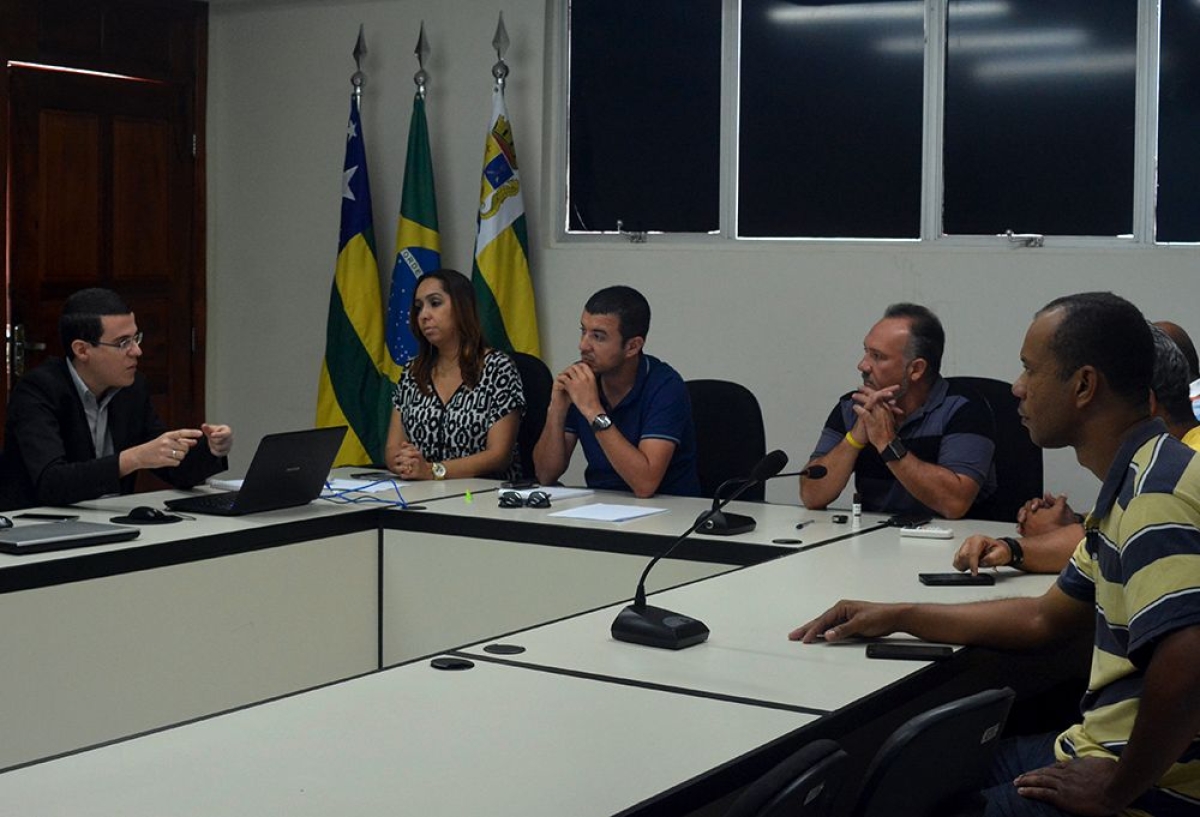 Seed/Sergipe implanta Sistema de Gesto de Frota com GPS em veculos da rede (Foto: Seed/SE)