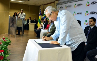 Governador Jackson Barreto (Foto: Maria Odlia/Seed/SE)