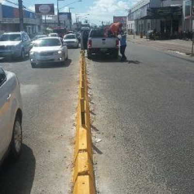 Fechado cruzamento da Desembargador Maynard (Imagem: FaxAju)