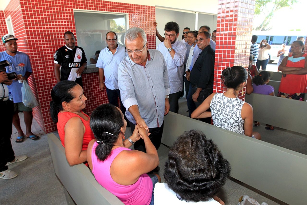 O governador Jackson Barreto entregou, nesta sexta-feira, 16, � popula��o do munic�pio de Riachuelo, a amplia��o e reforma do Terminal Rodovi�rio Justiniano Correia de Oliveira (Imagem: Victor Ribeiro/ASN)