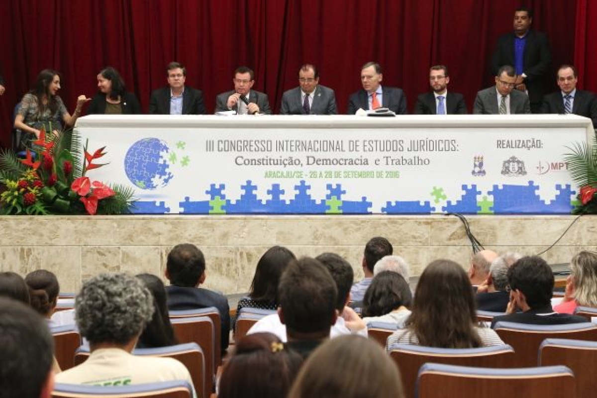 Presidente do TJ/Sergipe participa da abertura do 3 Congresso Internacional de Estudos Jurdicos (Imagem: TJ/SE)