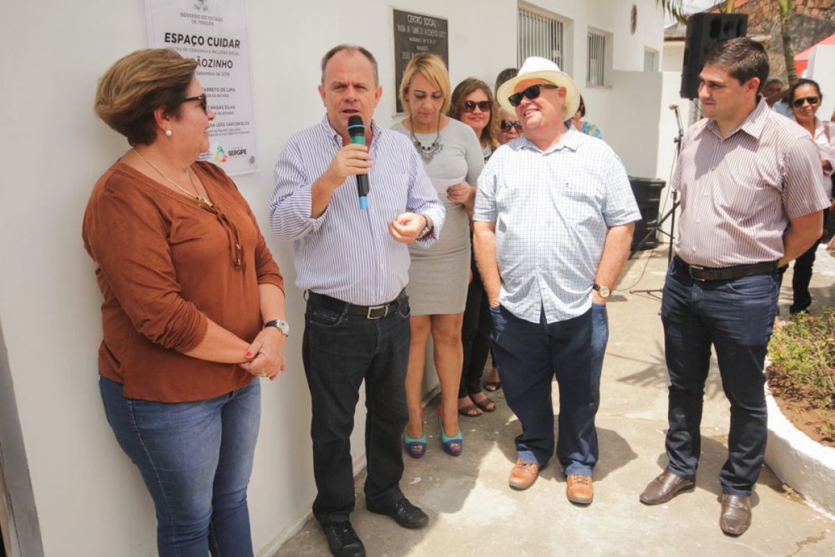Foi inaugurado na manh desta sexta-feira, 30, pelo vice-governador de Sergipe, Belivaldo Chagas, o 5 Espao Cuidar, desta vez, localizado no bairro Japozinho (Foto: Pritty Reis/Seidh/SE)