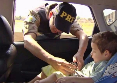 No m�s das crian�as PRF/Sergipe faz recomenda��es para o transporte seguro (Imagem: Assessoria PRF/SE)