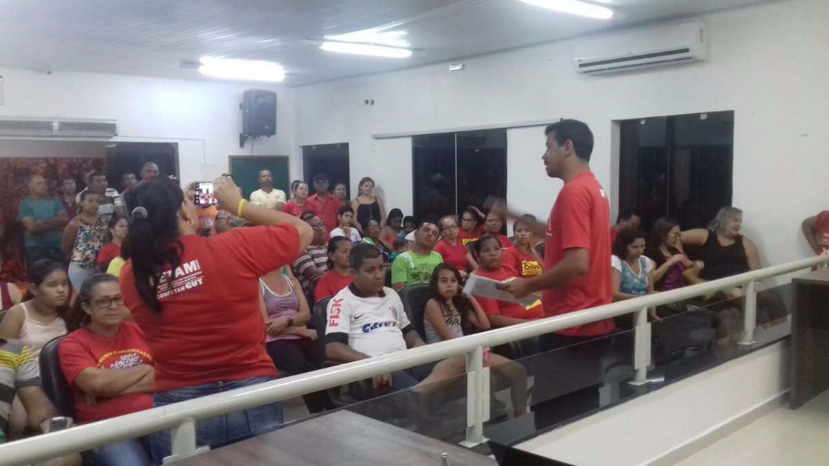 Sindiserve/Canind� protocola pedido de cassa��o do mandato do prefeito Heleno Silva (Imagem: Sindiserve/Canind�)