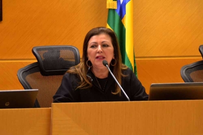 Vice-presidente do TCE/SE, conselheira Susana Avezedo, durante a sesso da Segunda Cmara (Foto: Kleber Santos/TCE/SE)