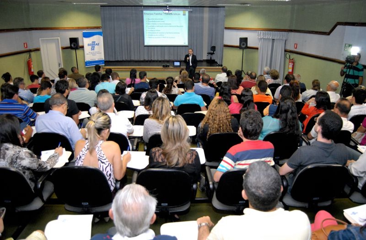 Palestra 'Empreendedorismo em dois tempos' (Foto: Ascom Sebrae/SE)