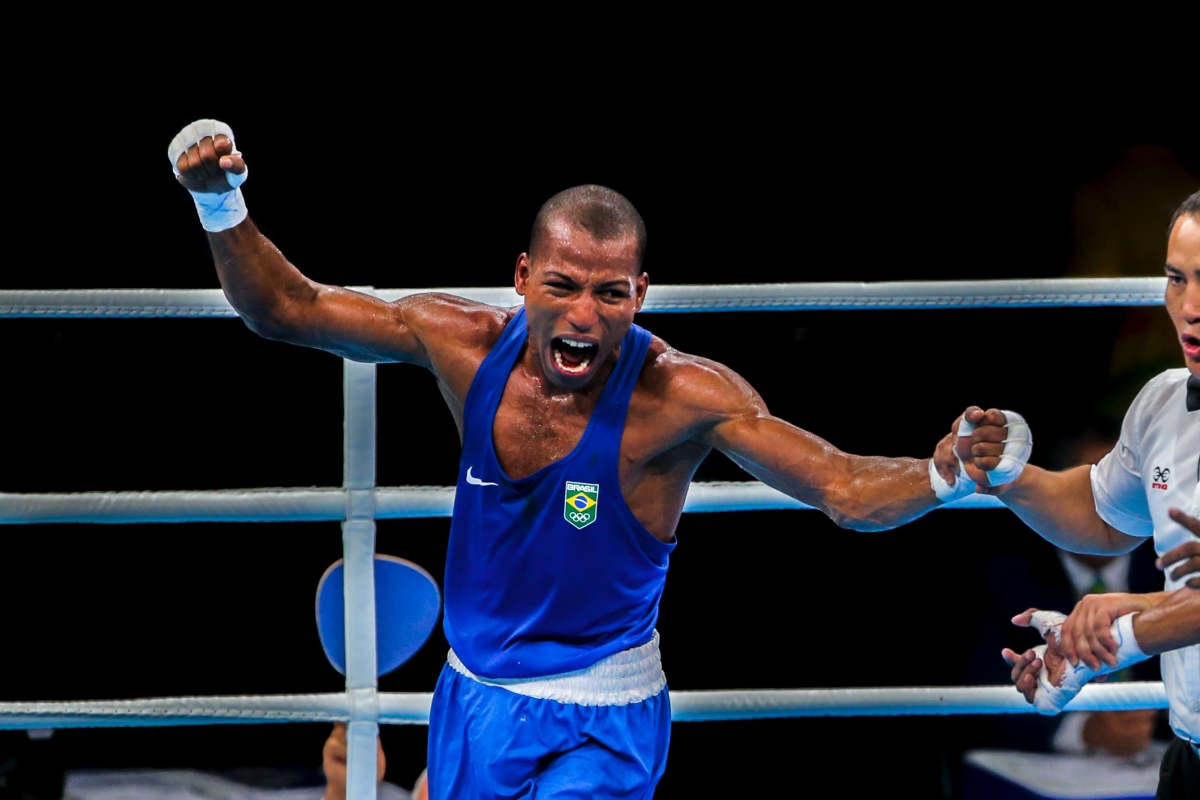 Robson Conceio vence francs e ganha o primeiro ouro para o boxe do Brasil (Foto: Brasil 2016/ME)