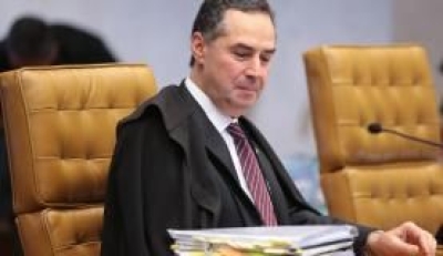 Ministro Roberto Barroso votou a favor do desconto dos dias parados (Imagem: Jos Cruz/Agncia Brasil)
