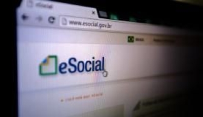O eSocial rene em uma nica guia as contribuies fiscais, trabalhistas e previdencirias que devem ser recolhidas pelos empregadores relativos aos trabalhadores domsticos (Imagem: Marcelo Camargo/Agncia Brasil)