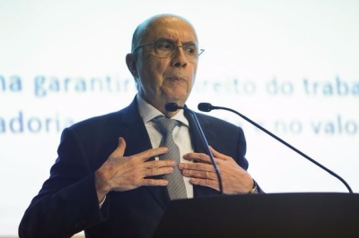 O ministro da Fazenda, Henrique Meirelles, defende mudana na Previdncia Social como prxima etapa da reforma fiscal. Ele falou durante seminrio sobre Infraestrutura e Desenvolvimento do Brasil, no auditrio da entidade (Imagem: Jos Cruz/Agncia Brasil