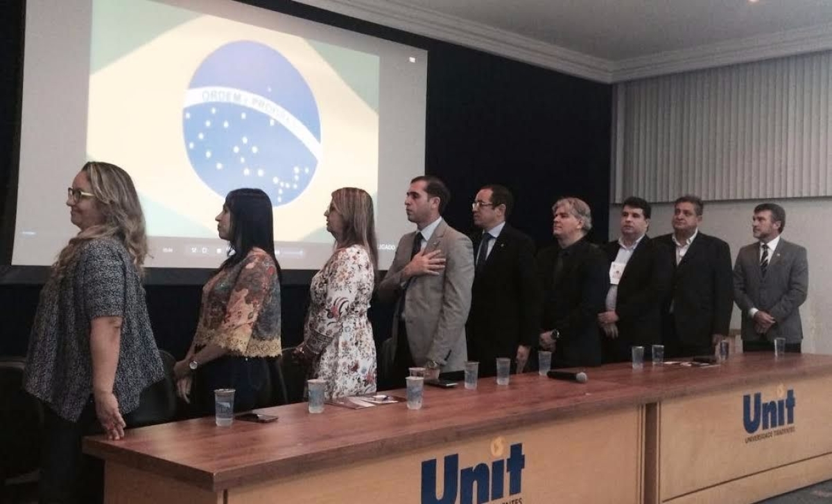 Deputado Garibalde Mendona participa do II Seminrio de Odontologia na Sade Pblica de Sergipe (Foto: Site Deputado Estadual Garibalde Mendona)