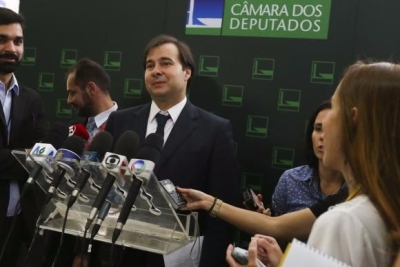 Rodrigo Maia, em entrevista, disse que pretende garantir qurum para as votaes na Cmara no perodo antes das eleies municipais de outubro (Foto: Jos Cruz/Agncia Brasil)