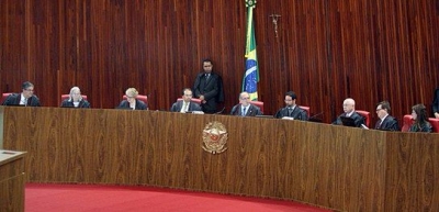 TSE cassa mandato de suplente de deputado estadual que distribuiu remdios em troca de votos (Foto: TSE)