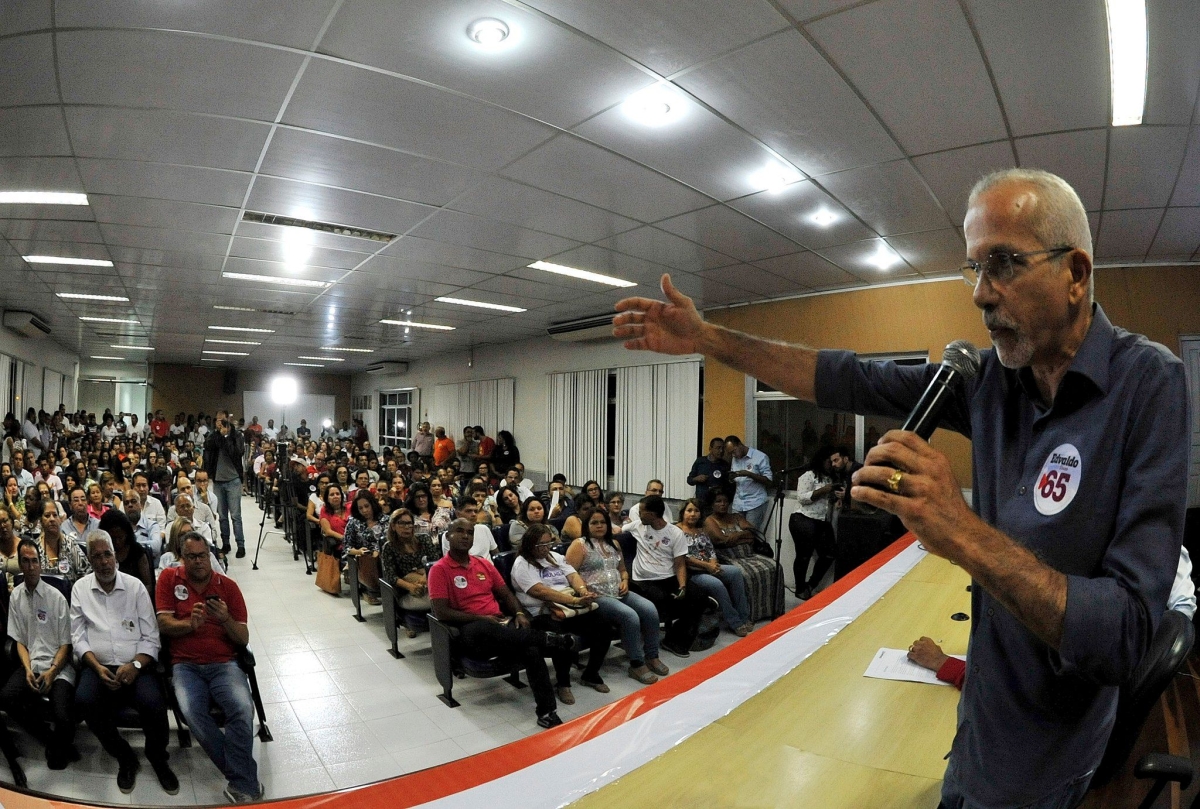 Edvaldo Nogueira e Eliane Aquino lanam plano de governo e plataforma colaborativa (Imagem: Janana Santos/Site Edvaldo Nogueira)