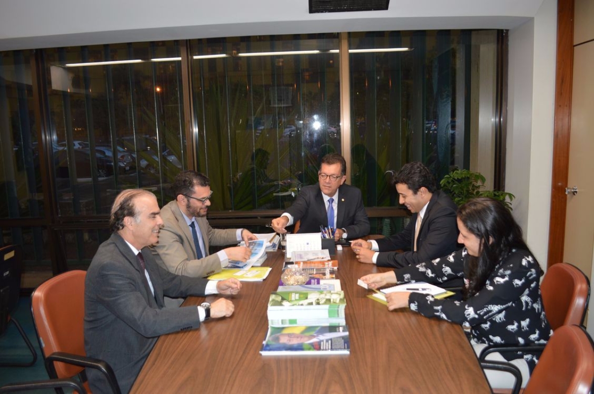 Larcio Oliveira discute programa Cidades Tecnolgicas e Inteligentes com secretrio do Mdic (Imagem: Assessoria Larcio Oliveira)