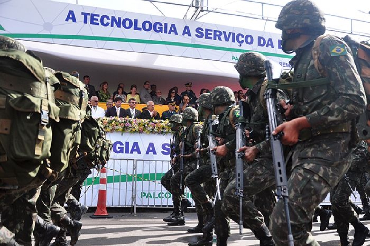 Garibalde Mendona prestigia tradicional desfile cvico de independncia do Brasil (Imagem: Jadilson Simes/Agncia Alese)
