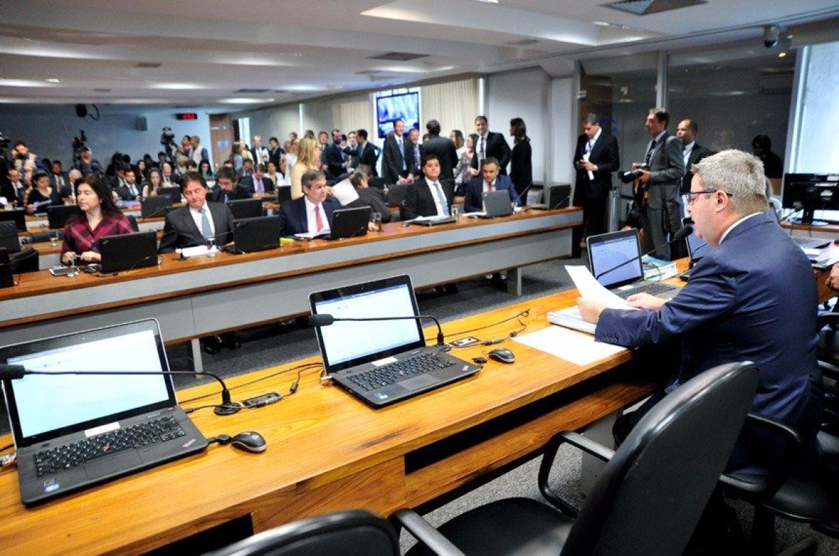 Plenrio da Comisso de Constituio, Justia e Cidadania na reunio do ltimo dia 1 (Imagem: Geraldo Magela/Agncia Senado)