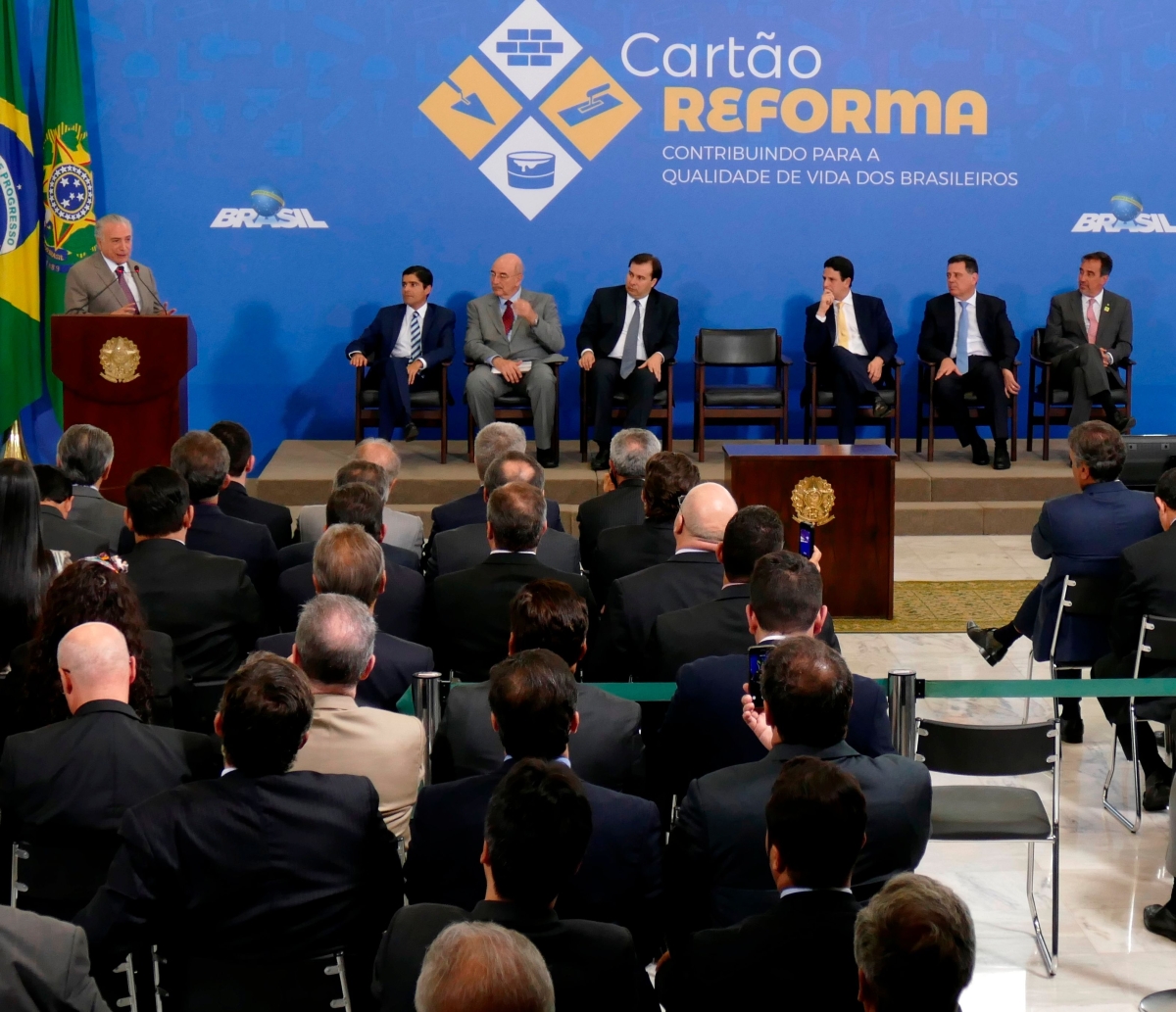 Programa conceder subsdios pblicos para a populao de baixa renda comprar materiais de construo e reformar suas moradias, fomentando, assim, os setores de indstria e comrcio ligados  construo civil (Imagem: Roque S/ASN)